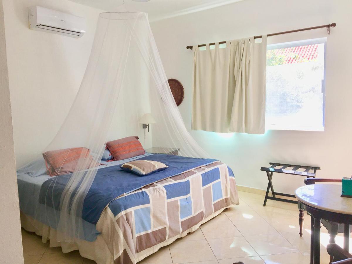 신데 델 카르멘 Esquina De La Felicidad De Playacar B&B 외부 사진