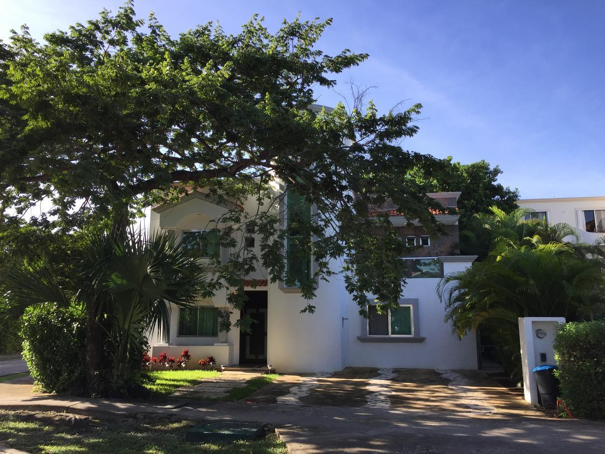 신데 델 카르멘 Esquina De La Felicidad De Playacar B&B 외부 사진