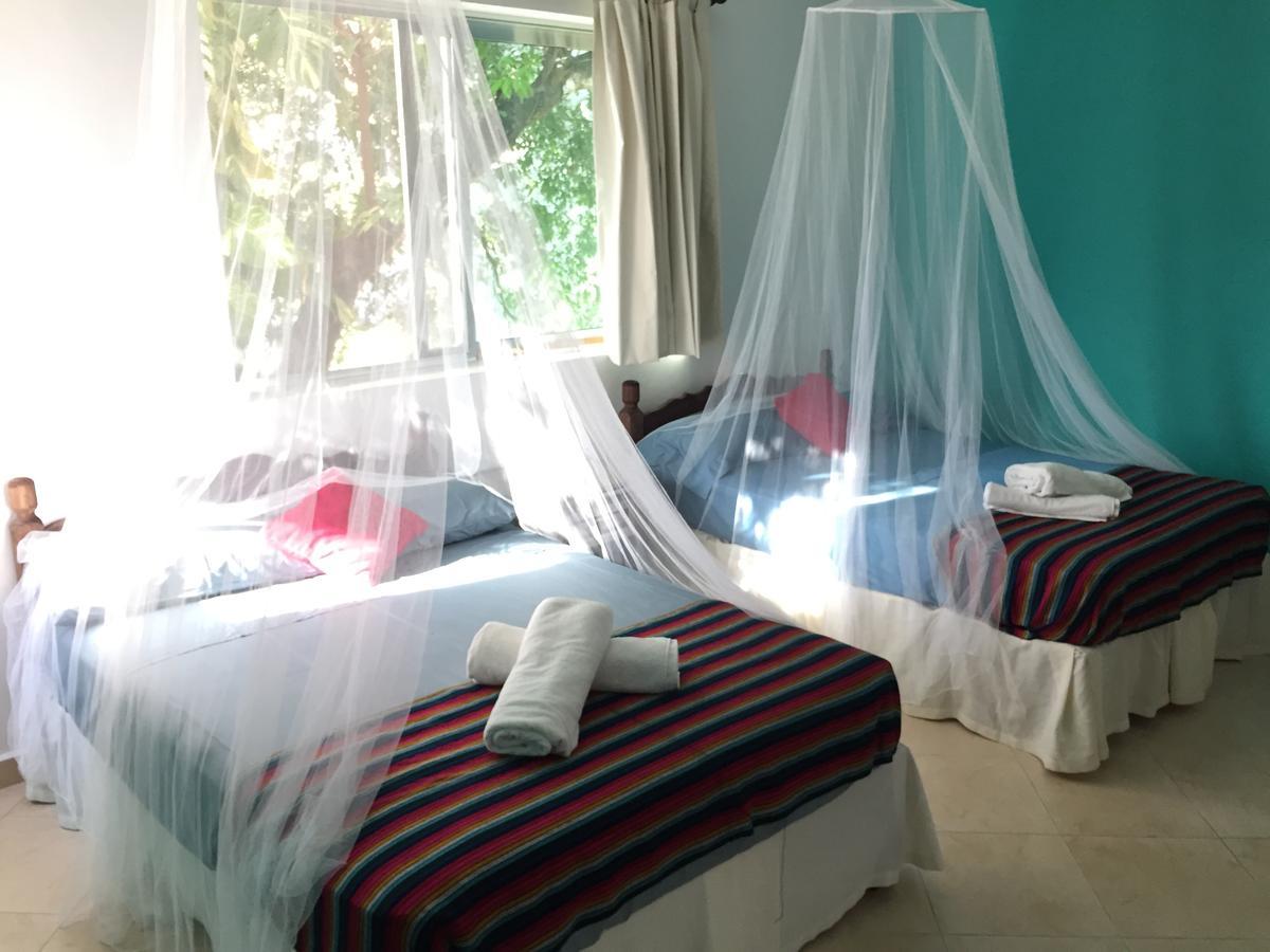신데 델 카르멘 Esquina De La Felicidad De Playacar B&B 외부 사진