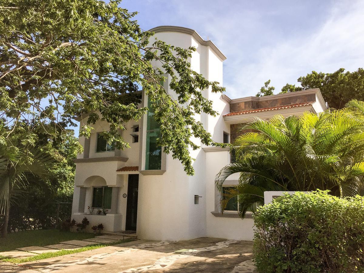 신데 델 카르멘 Esquina De La Felicidad De Playacar B&B 외부 사진